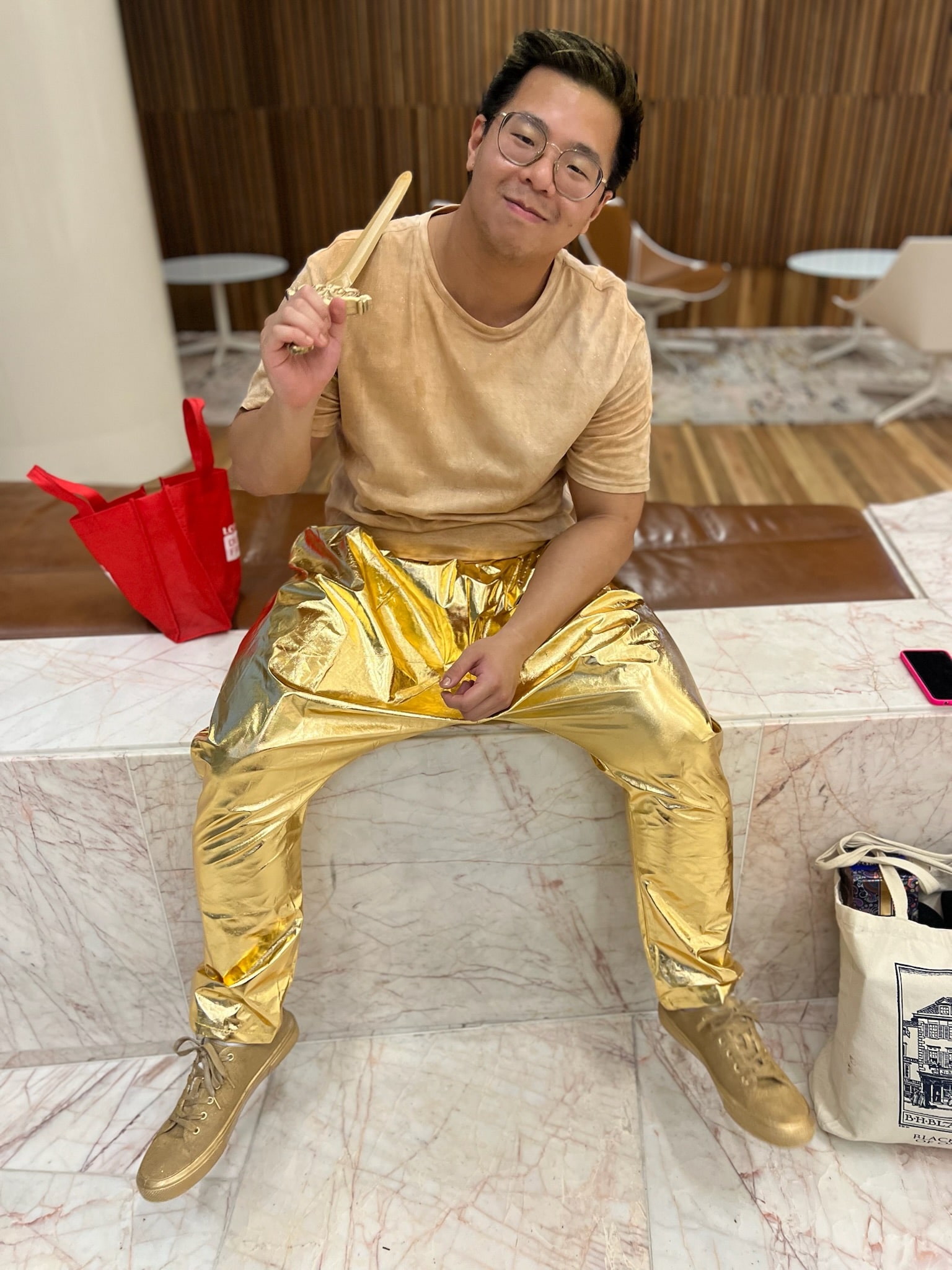 Portrait image description