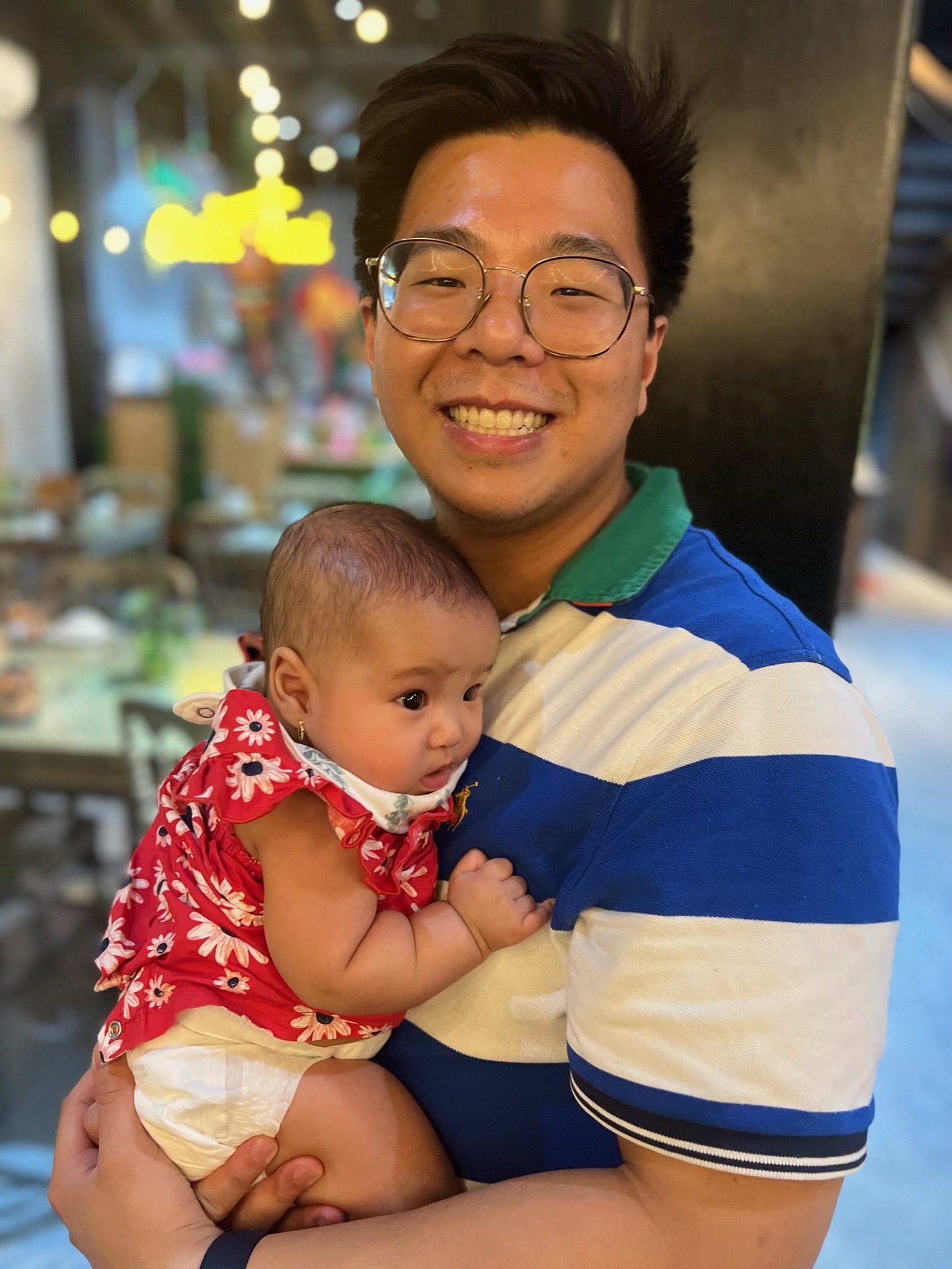 First horizontal image description