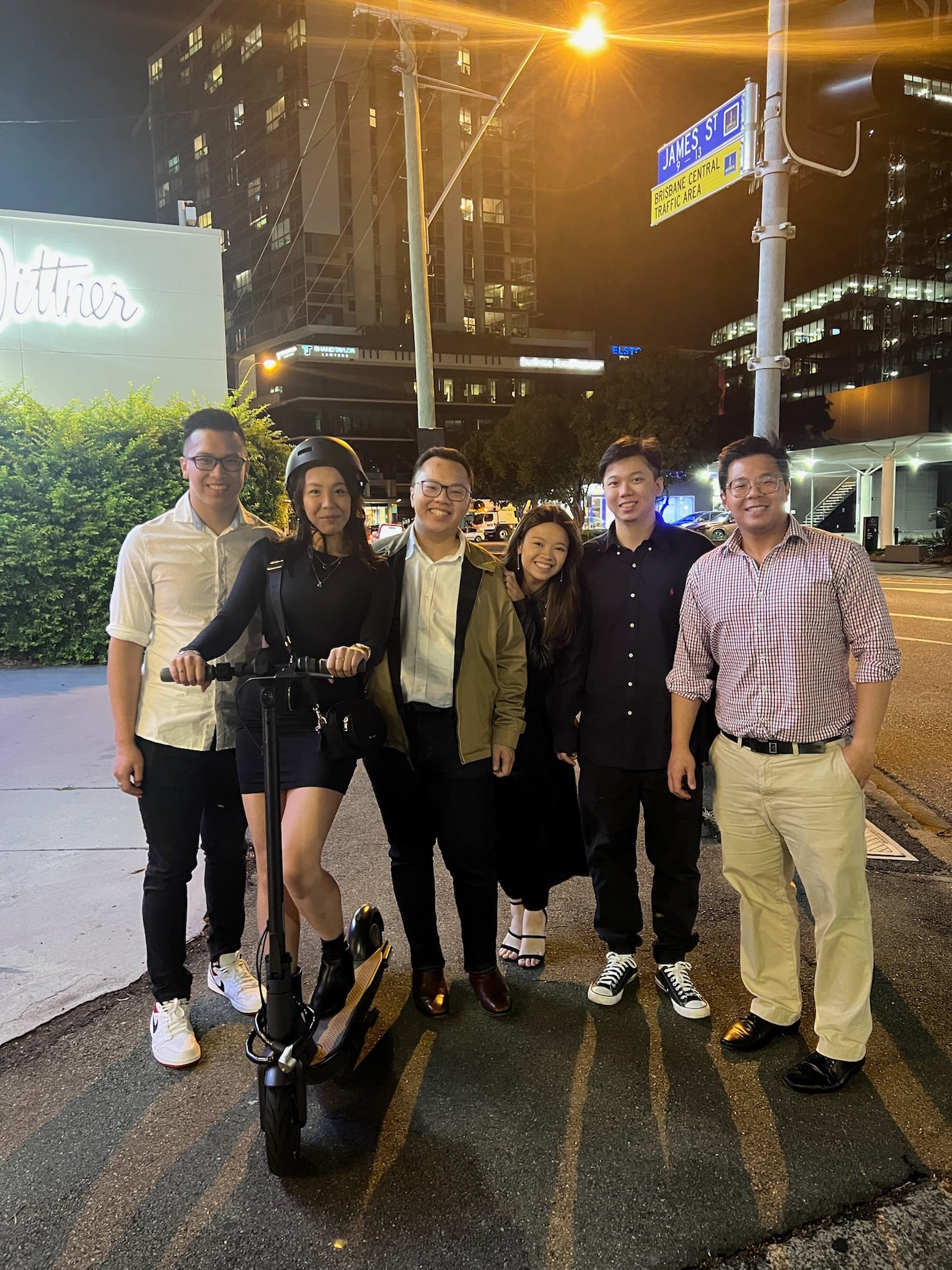 First horizontal image description